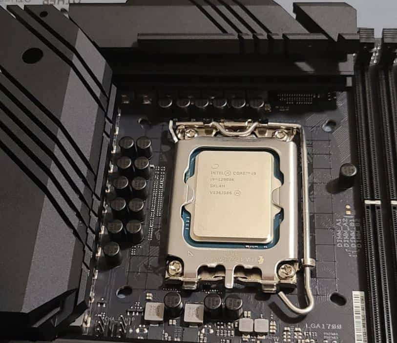 ASUS Z690 With Core i9 12900K