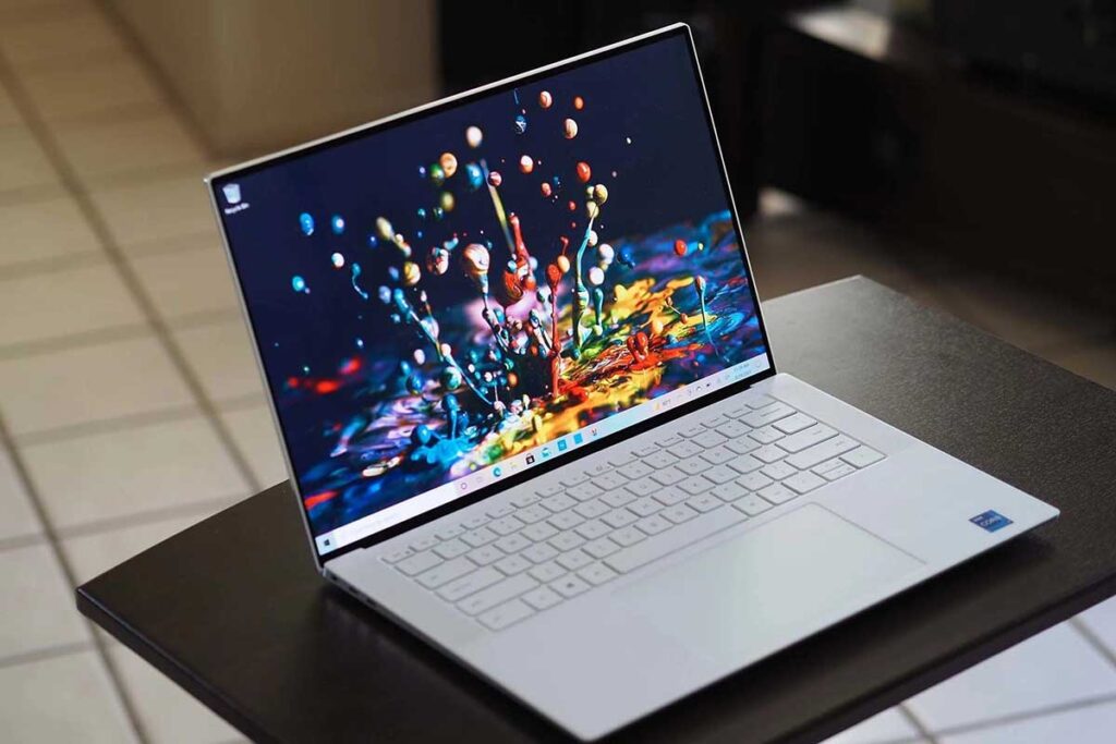 DELL XPS 15 OLED