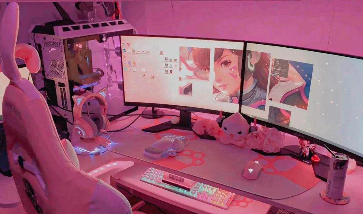 Pink gaming setup PC gamebuilder 1